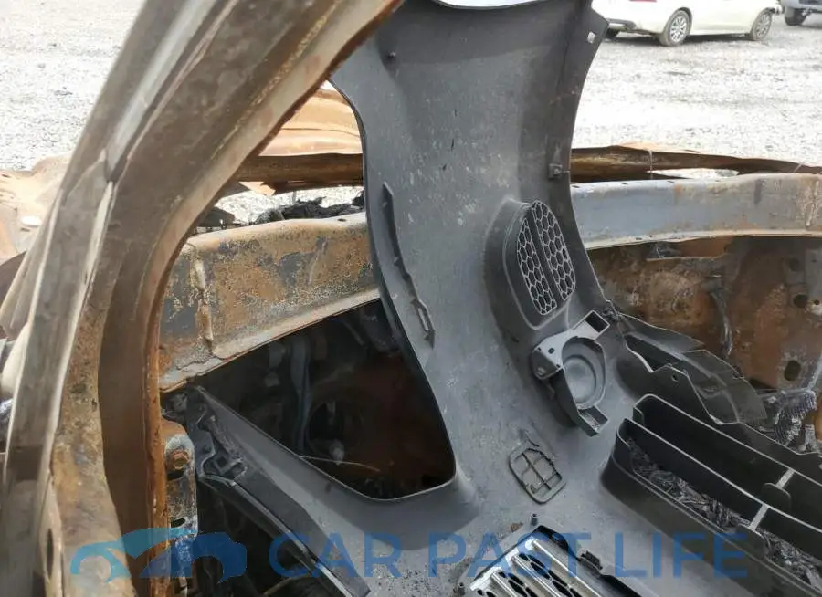 WDCGG8JB8EG271292# 9
