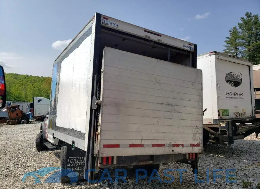 1FDUF5GT3LDA05280# 2
