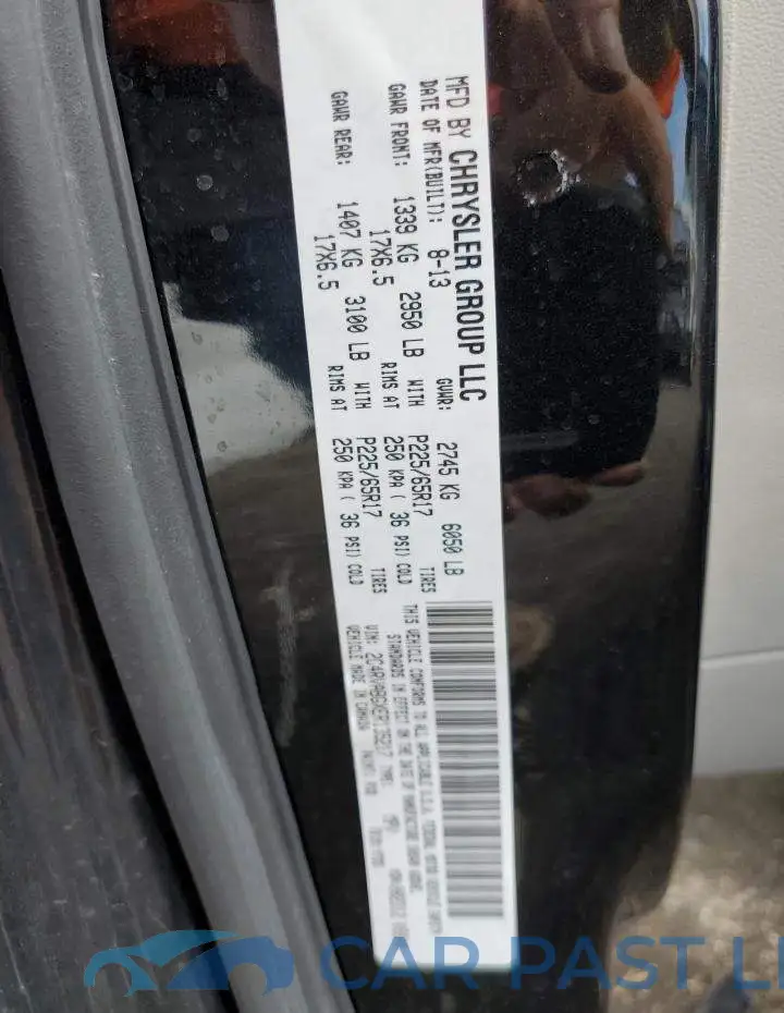 2C4RVABGXER135217# 13