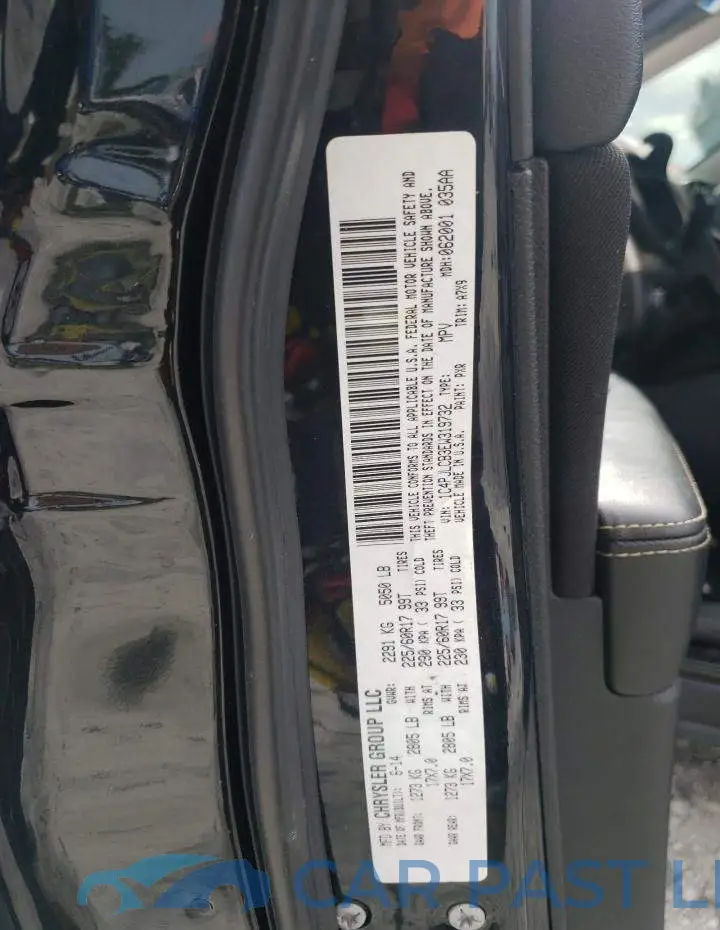 1C4PJLCB3EW319732# 13