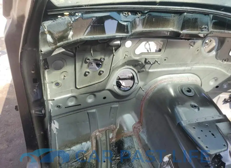 2C3CDXGJ1LH197404# 9