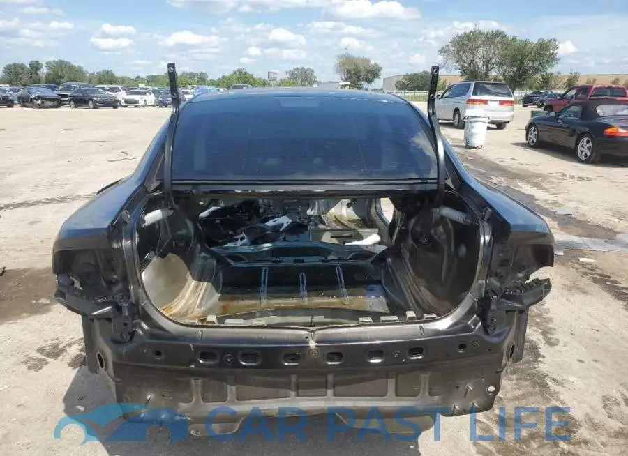 2C3CDXGJ1LH197404# 6