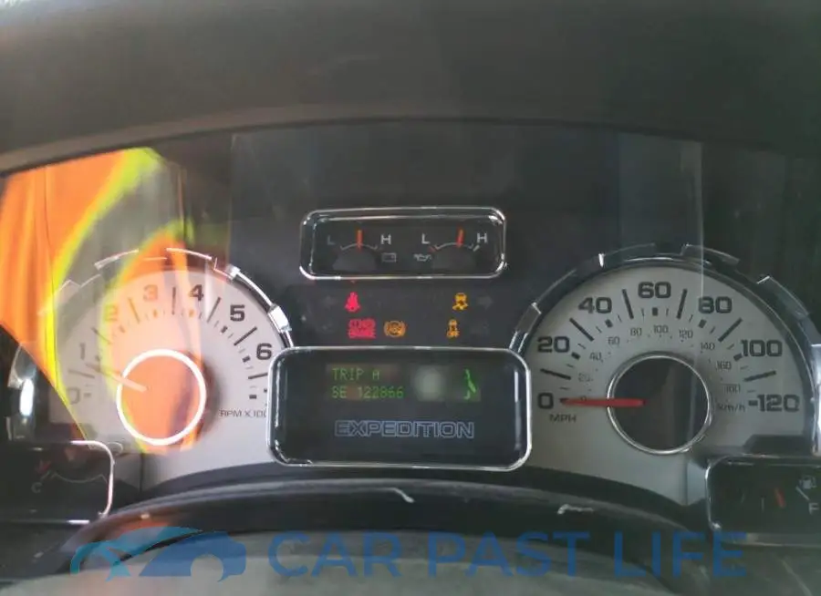 1FMJU2A56EEF52106# 9