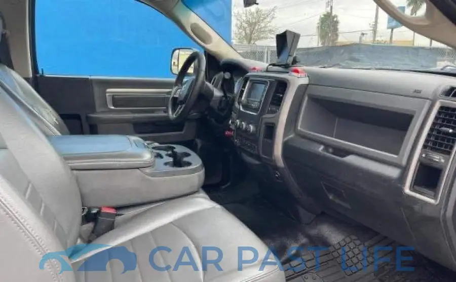 3C7WRMDL9EG180869# 5