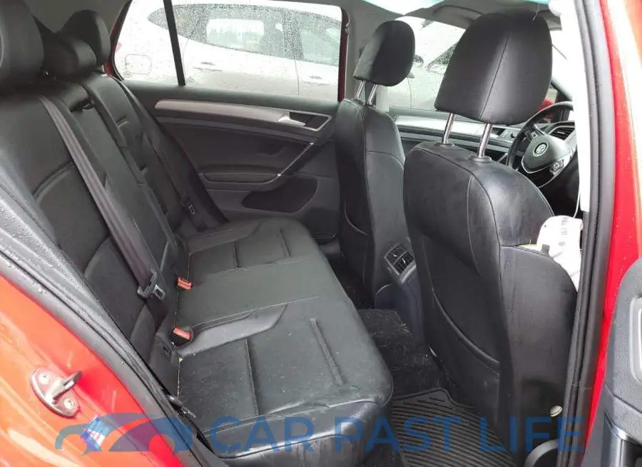3VW217AU8HM020096# 10