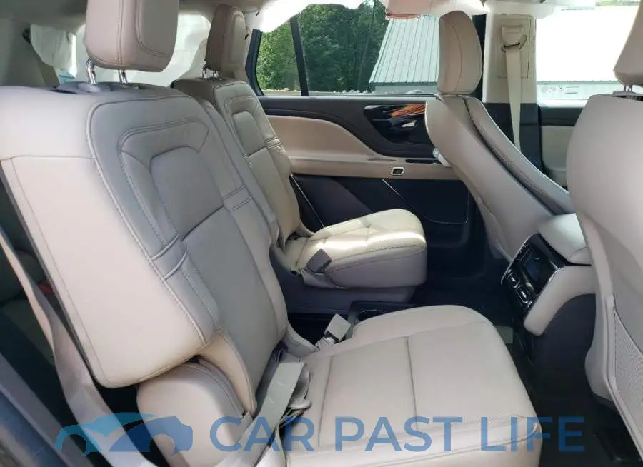5LM5J7XC3PGL08169# 11