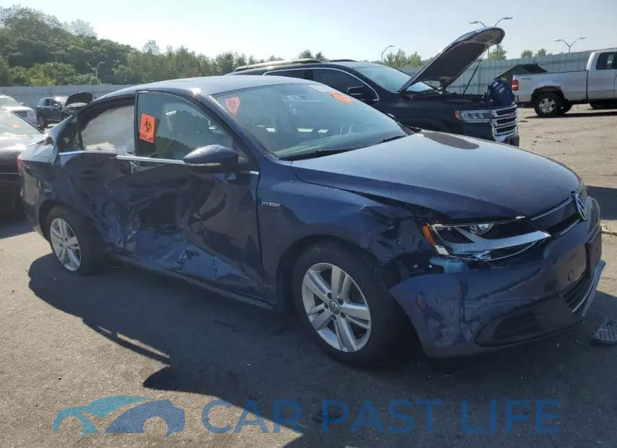 3VW637AJ3EM304152# 4