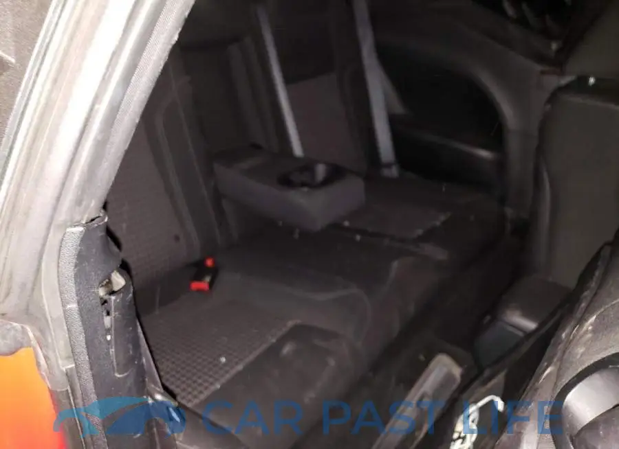 2C3CDZAGXFH819530# 10