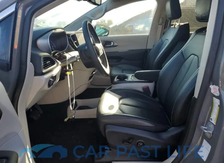 2C4RC1BG0NR182066# 7