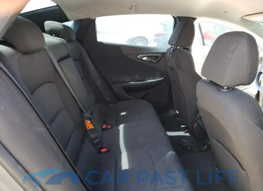 1G1ZD5ST5JF194144# 10