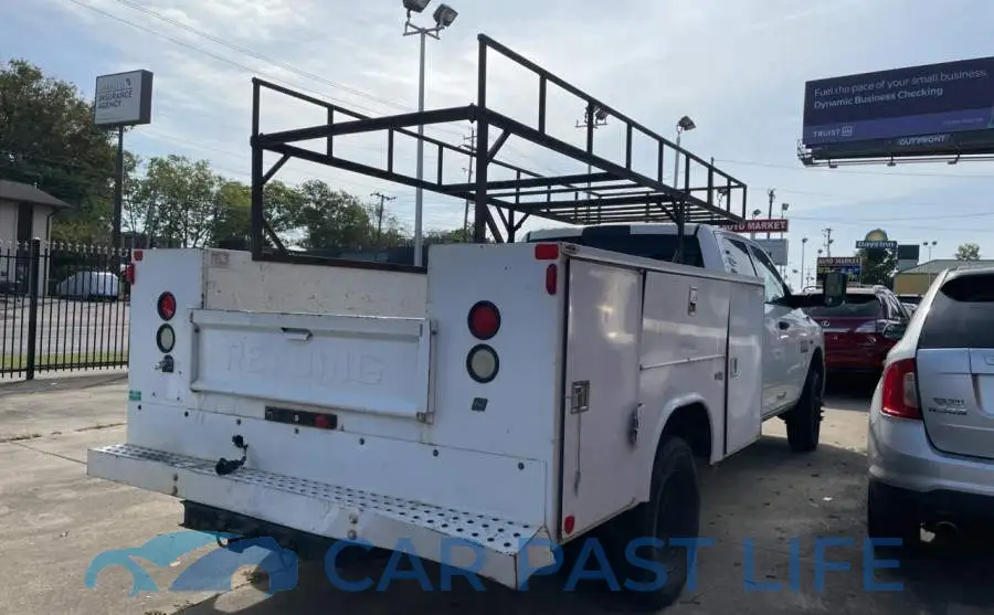 3C7WRSCJ4FG535713# 4