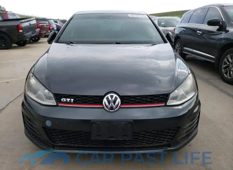 3VW5T7AU0FM002700# 5