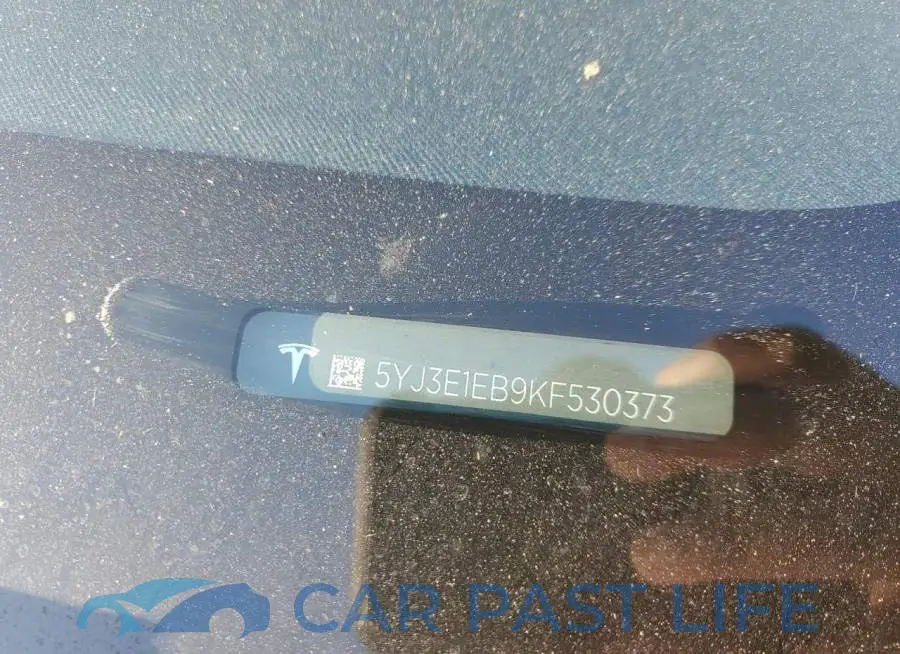 5YJ3E1EB9KF530373# 12