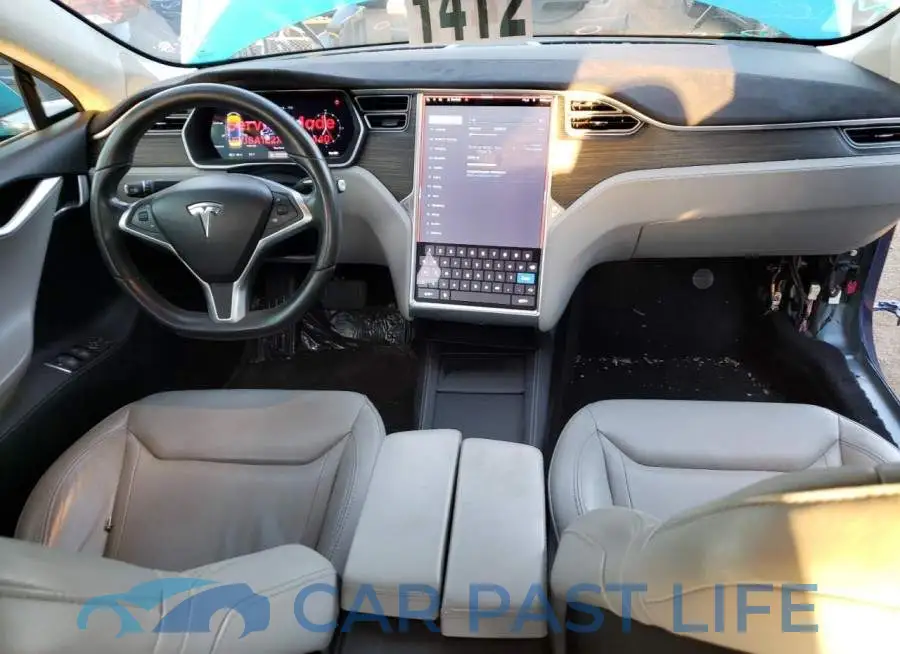 5YJSA1E2XGF120440# 8