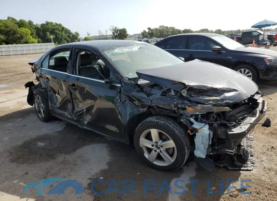 3VW3L7AJ3EM369036# 4