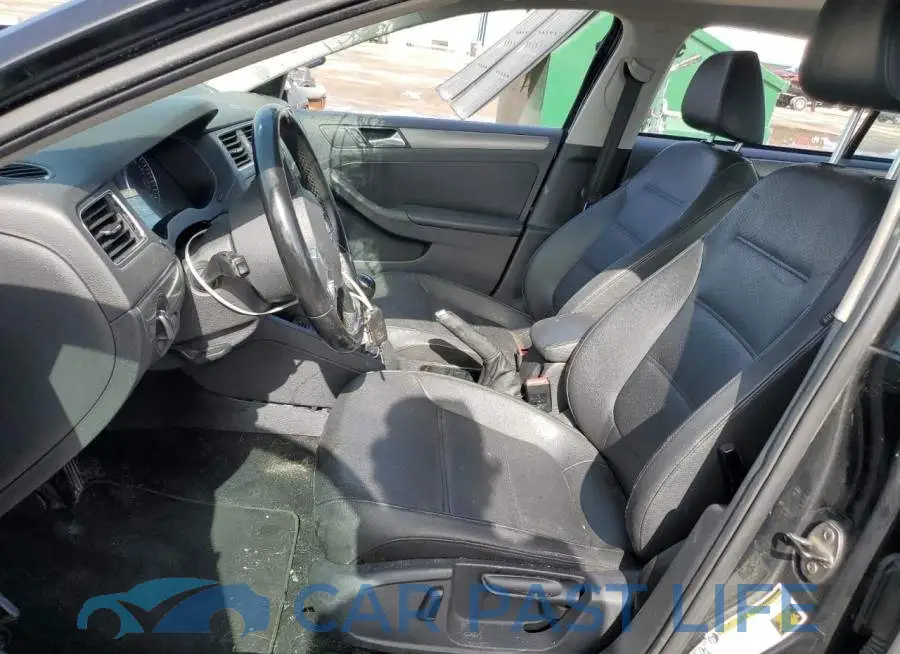 3VW3L7AJ3EM369036# 7