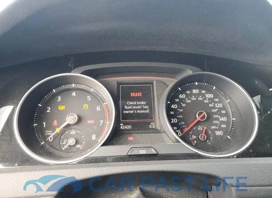 3VW5T7AU7KM020038# 9