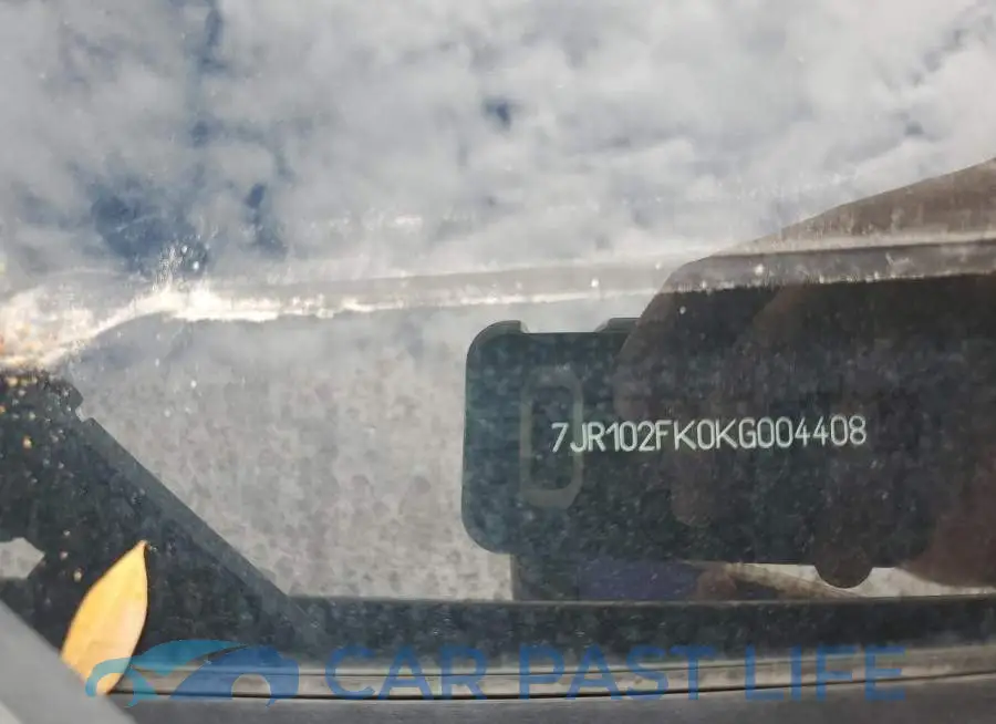 7JR102FK0KG004408# 12