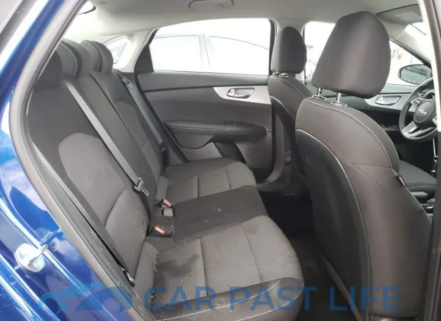 3KPF24AD8PE569046# 10