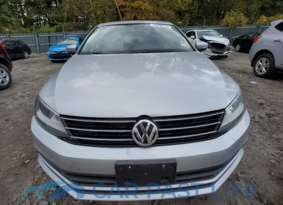 3VWD17AJ2FM338839# 5