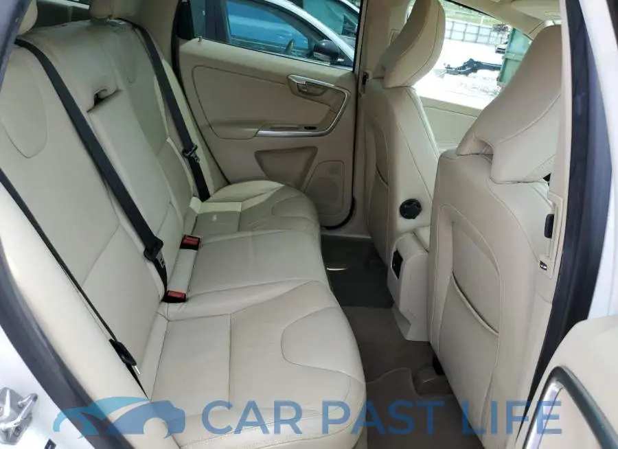 YV4952DL3E2554621# 10