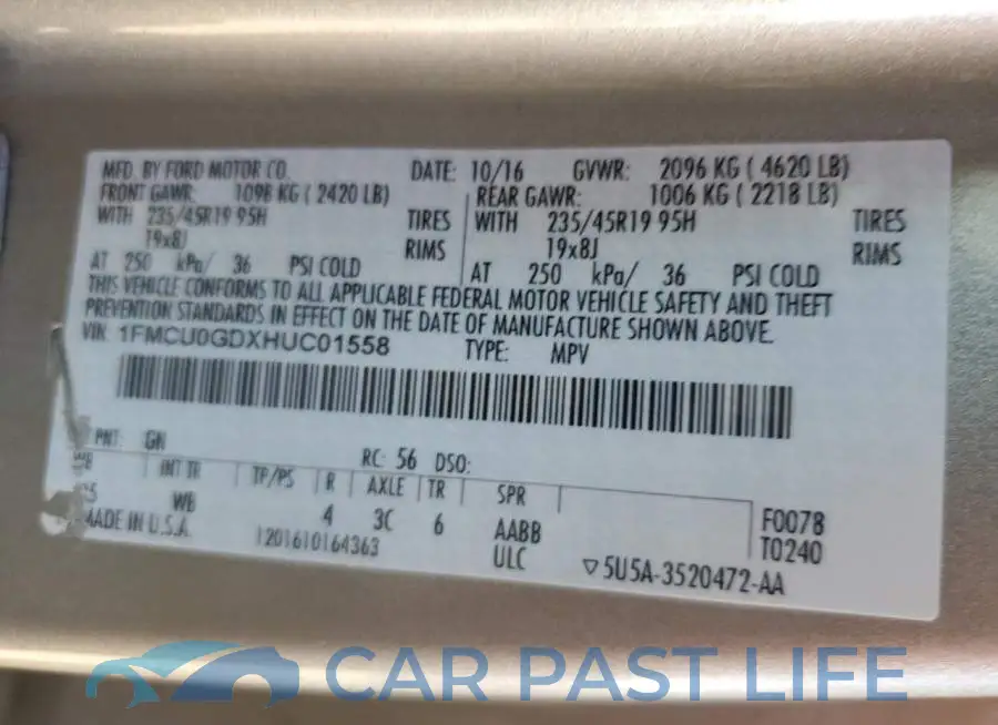 1FMCU0GDXHUC01558# 12