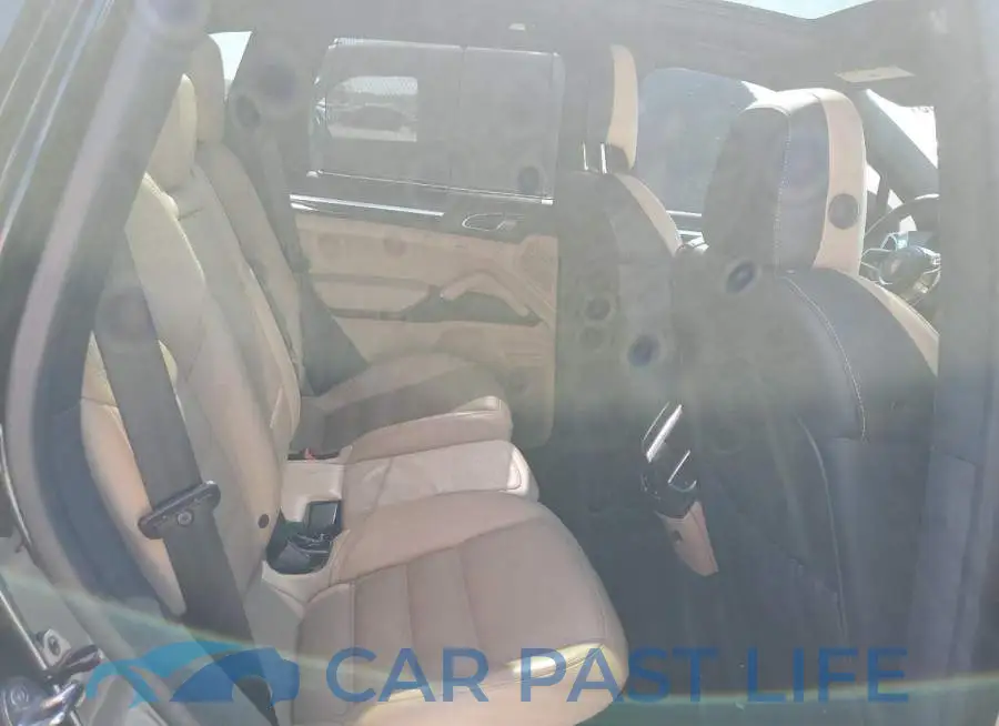 WP1AE2A27FLA51163# 11