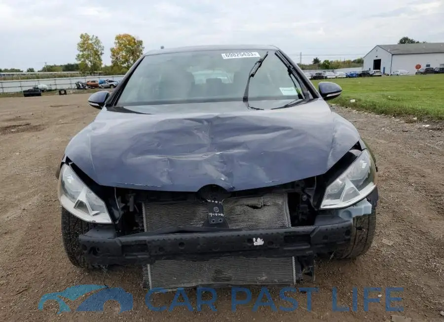 3VW5T7AUXHM006014# 5