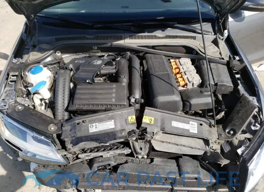 3VW637AJ9EM275837# 11
