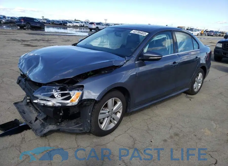 3VW637AJ9EM275837# 1