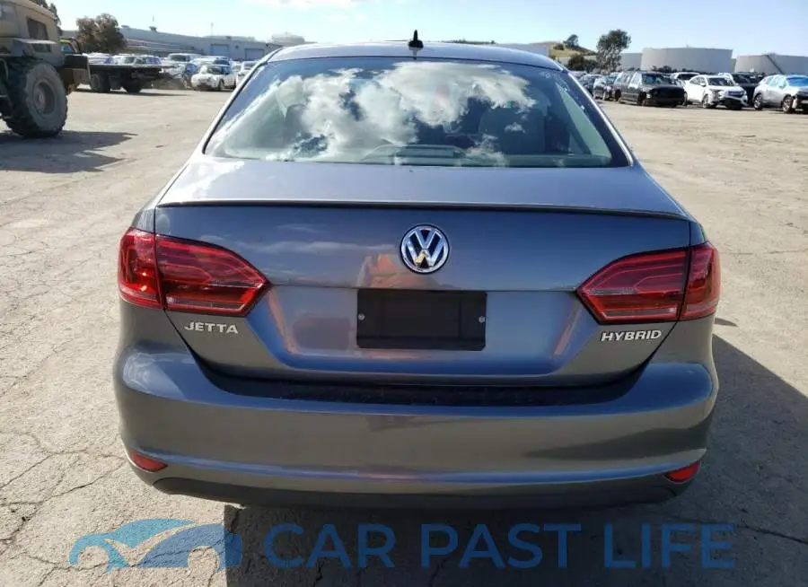 3VW637AJ9EM275837# 6