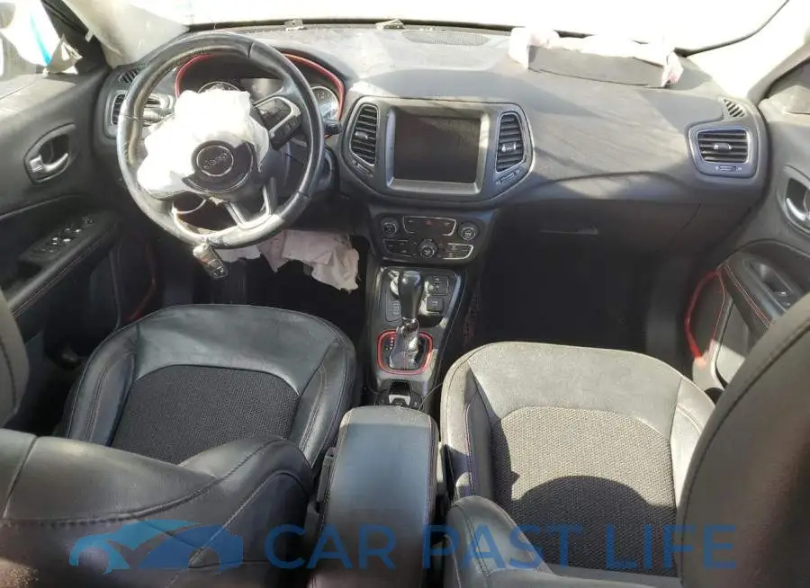 3C4NJDDB8LT171625# 8