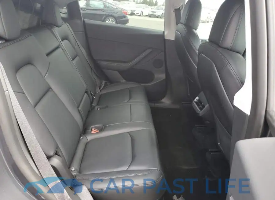 7SAYGDEE6NF553161# 10
