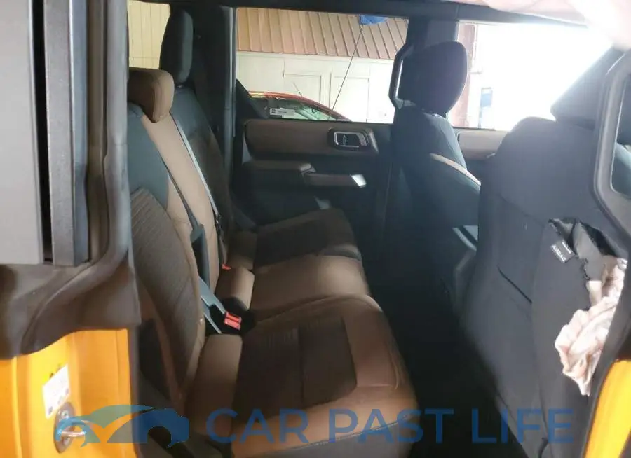 1FMDE5DH6NLB35663# 11