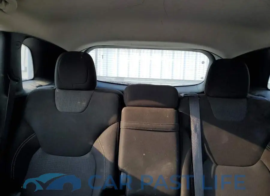 1C4PJLCB4HW607621# 10