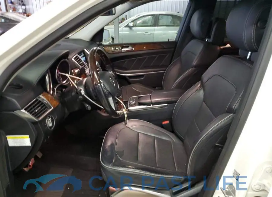 4JGDF7DE0EA312590# 7