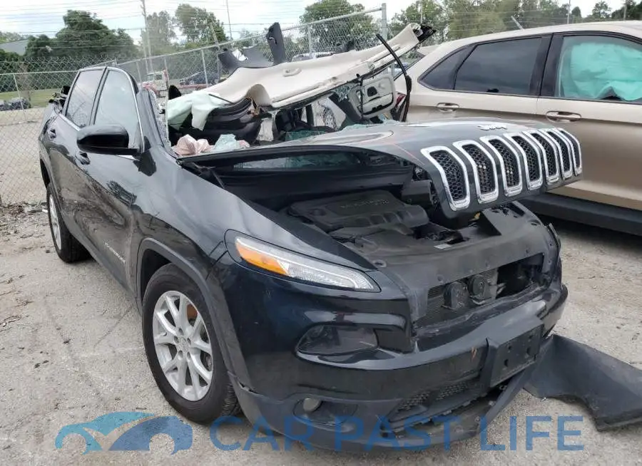 1C4PJLCB9HW663084# 4