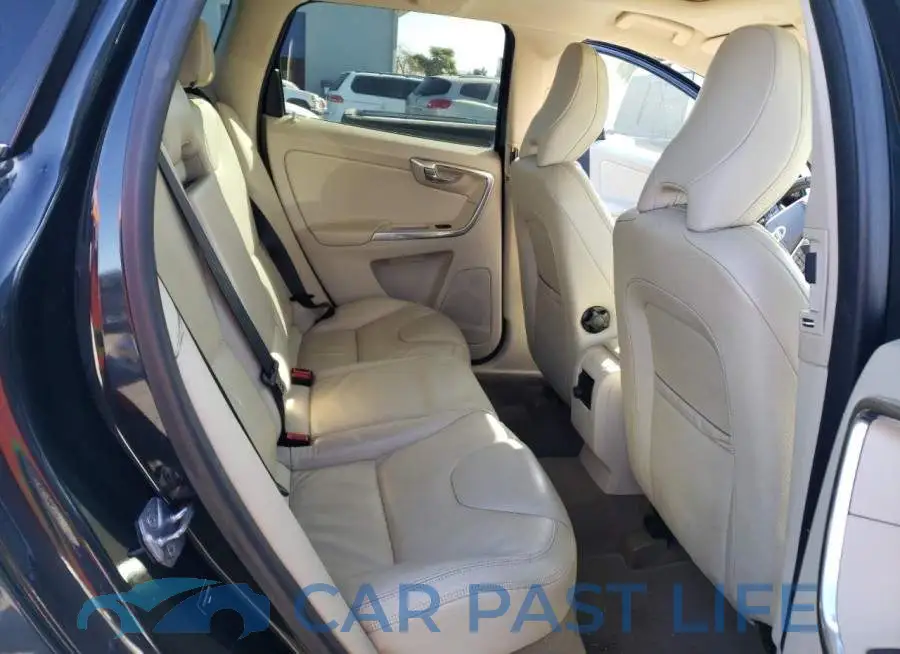 YV4940DLXE2512678# 10