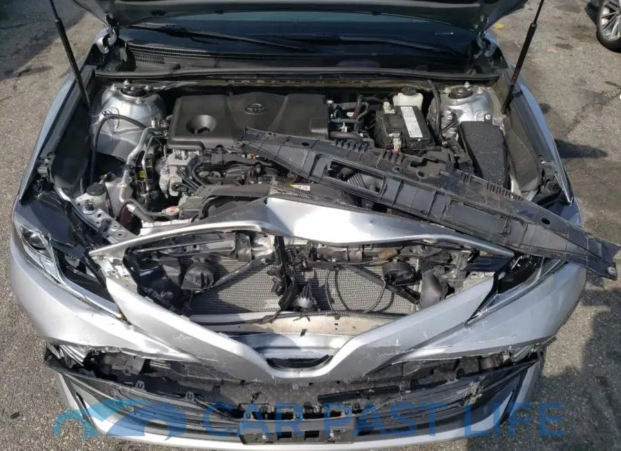 4T1B11HKXKU701072# 11