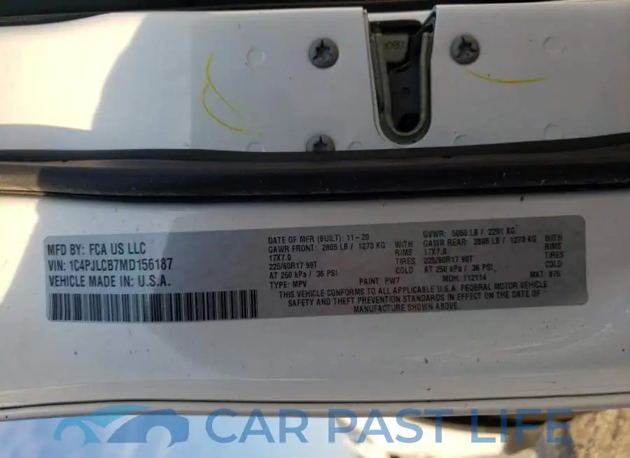 1C4PJLCB7MD156187# 13