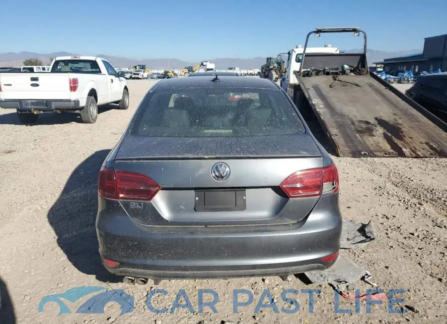 3VW5S7AJXEM369112# 6