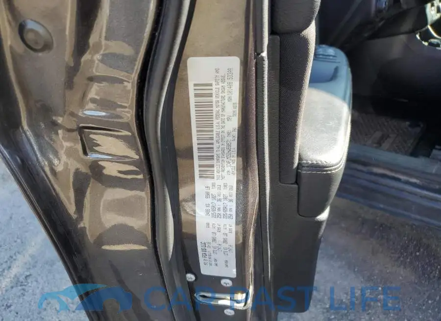1C4PJMCS2HW558571# 12