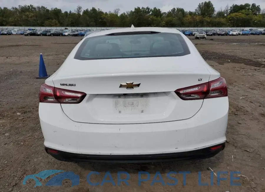 1G1ZD5ST8NF124627# 6
