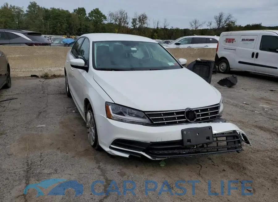 3VW2B7AJ5JM264023# 4