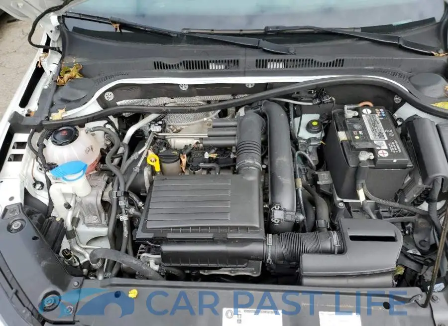 3VW2B7AJ5JM264023# 11