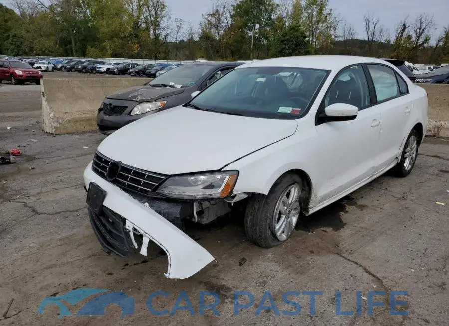 3VW2B7AJ5JM264023# 1