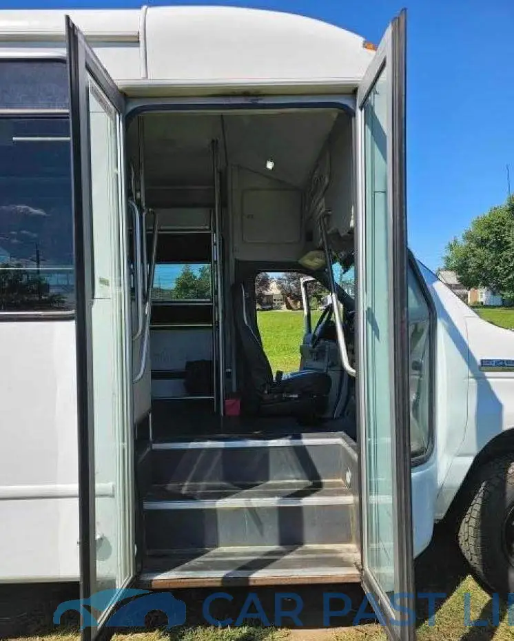 1FDFE4FS9HDC57508# 5