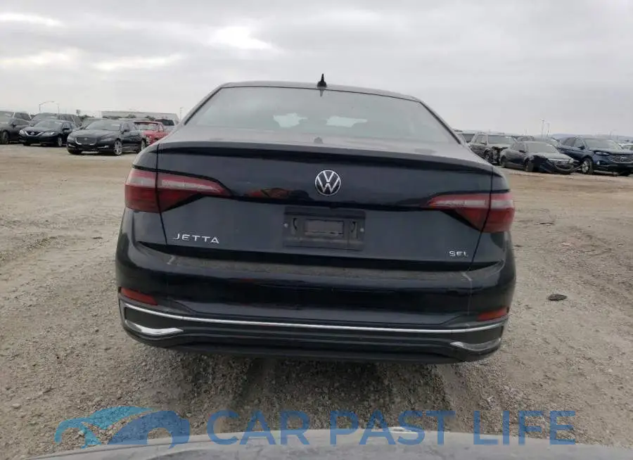 3VWGM7BU9NM010488# 6