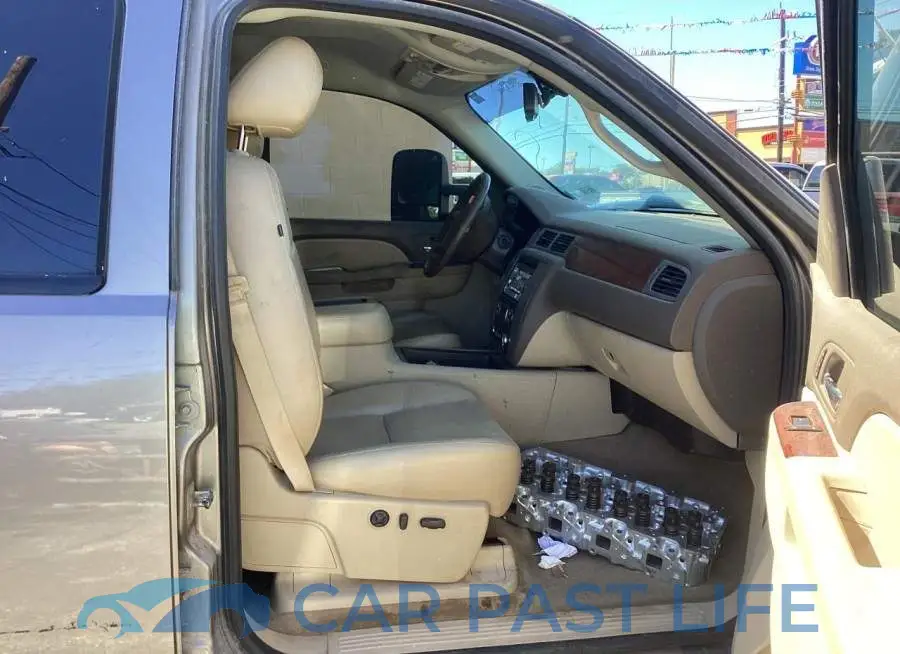 1GT121E87EF131658# 5