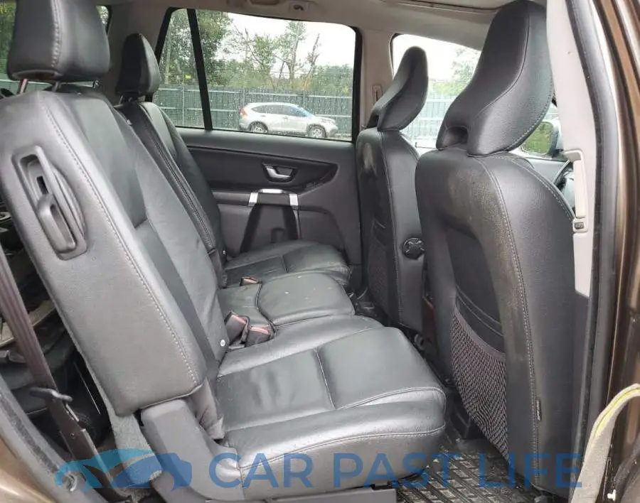 YV4952CZ1E1687552# 11